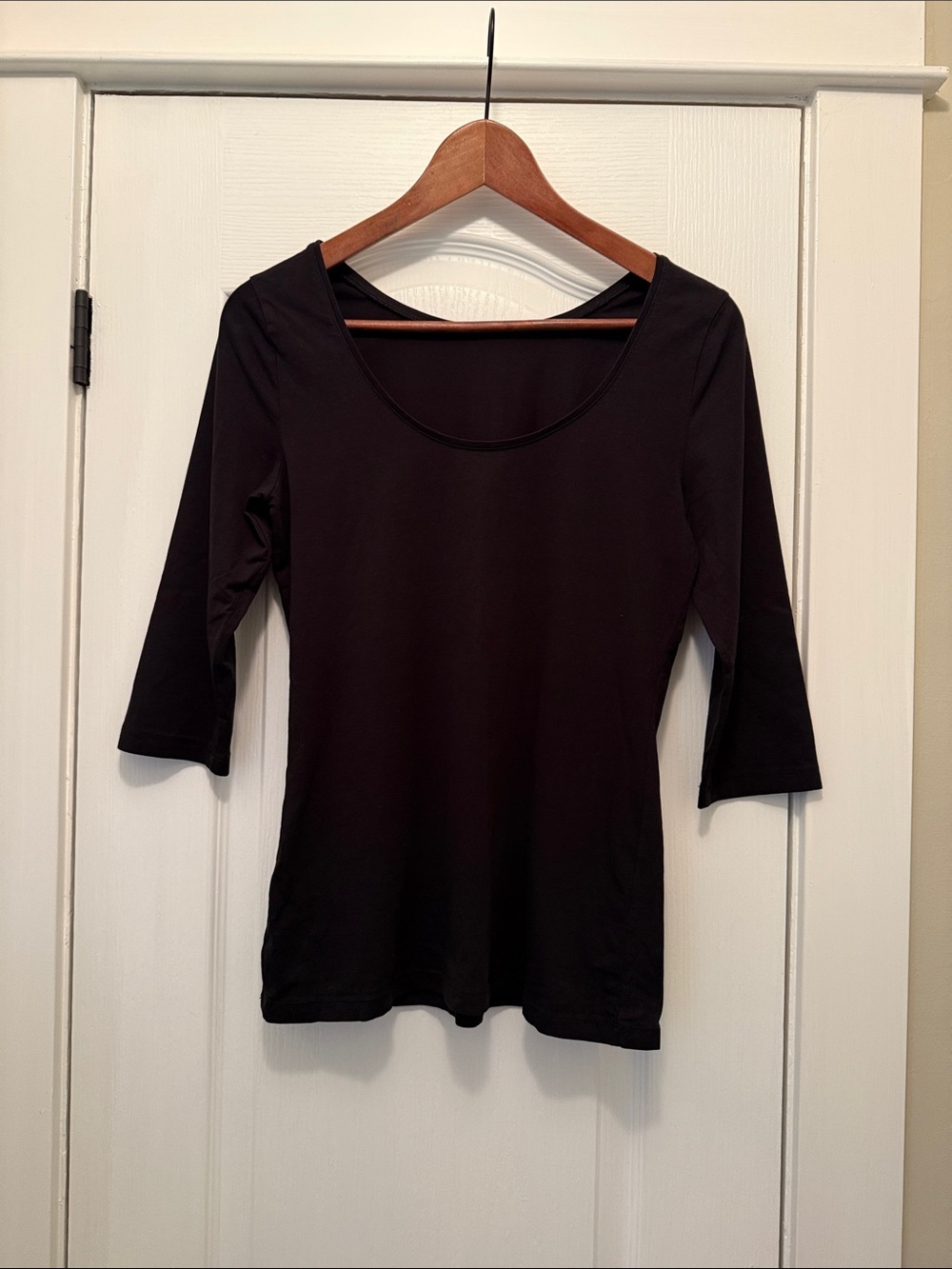 Smart Set Black Scoop Neck Long Sleeve Top